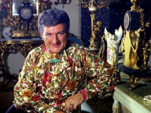 Liberace, siku orang ti rinduka pengidup chara Las Vegas ti nyadika pemerambu rampa baru nengeri Kuching ke Taib?