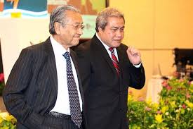 The Dr has reservations - being shown around by Taib's top flunky the newly wealthy Awang Tegah