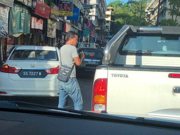 But that did not stop the occupant winding down their window to speak to the man with a black plastic bag containing an estimated half dozen turtle eggs